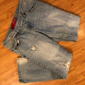 Vintage Guess jeans, cute waistline size 29